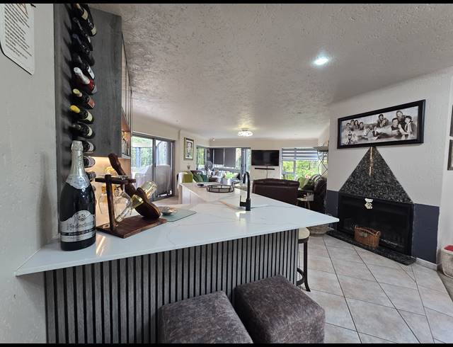 5 BEDROOM HOUSE FOR SALE IN MEYERSDAL